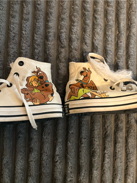 Converse Other - Converse Kids High-Top Sneakers Scooby-Doo Graphic White